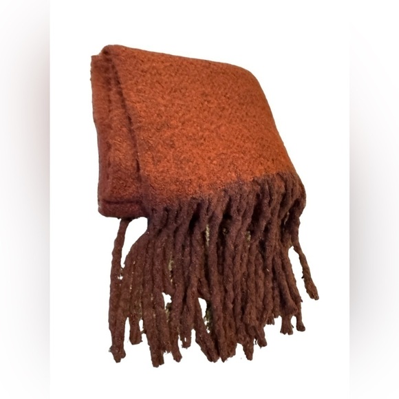 Urban Outfitters Deep Red Fringe Unisex One Size - Picture 13 of 13